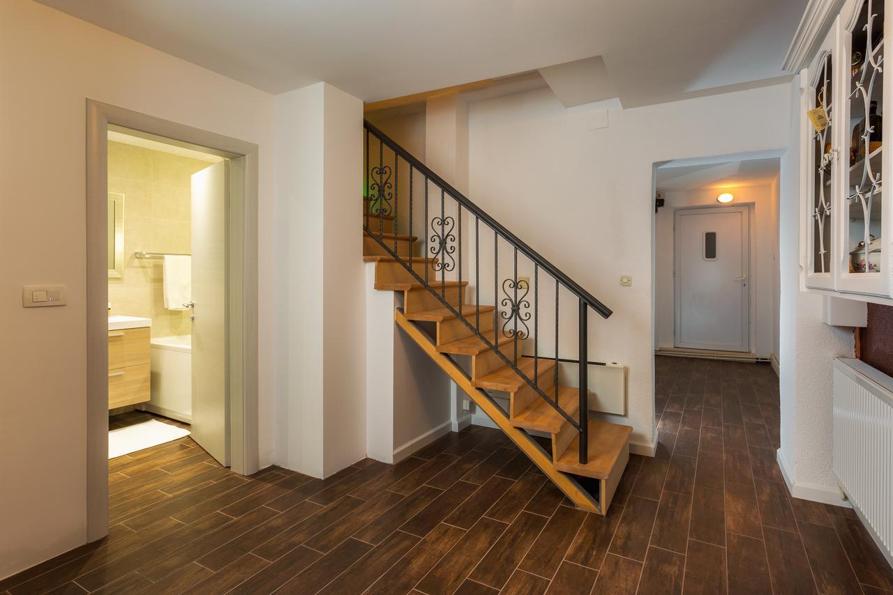 Holiday House Mala Синь Екстер'єр фото